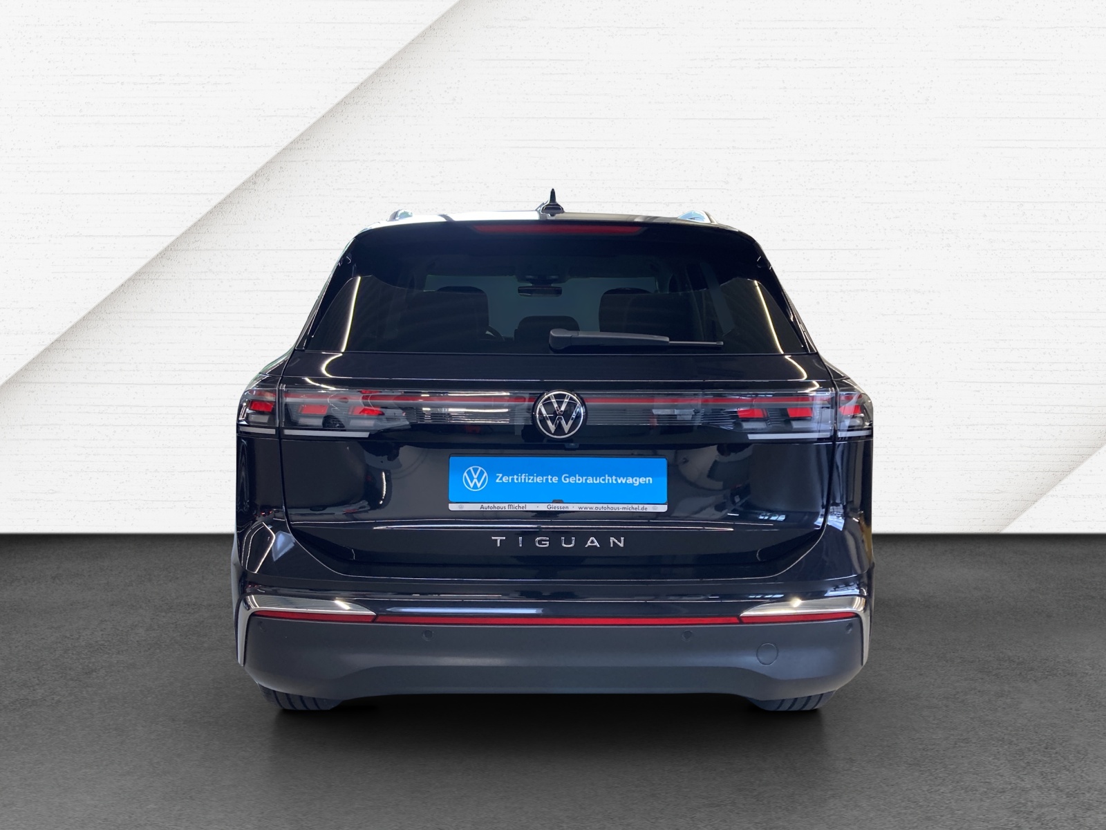 Tiguan 2.0 TDI DSG Elegance IQ-Light Standheizung Panodach AHK