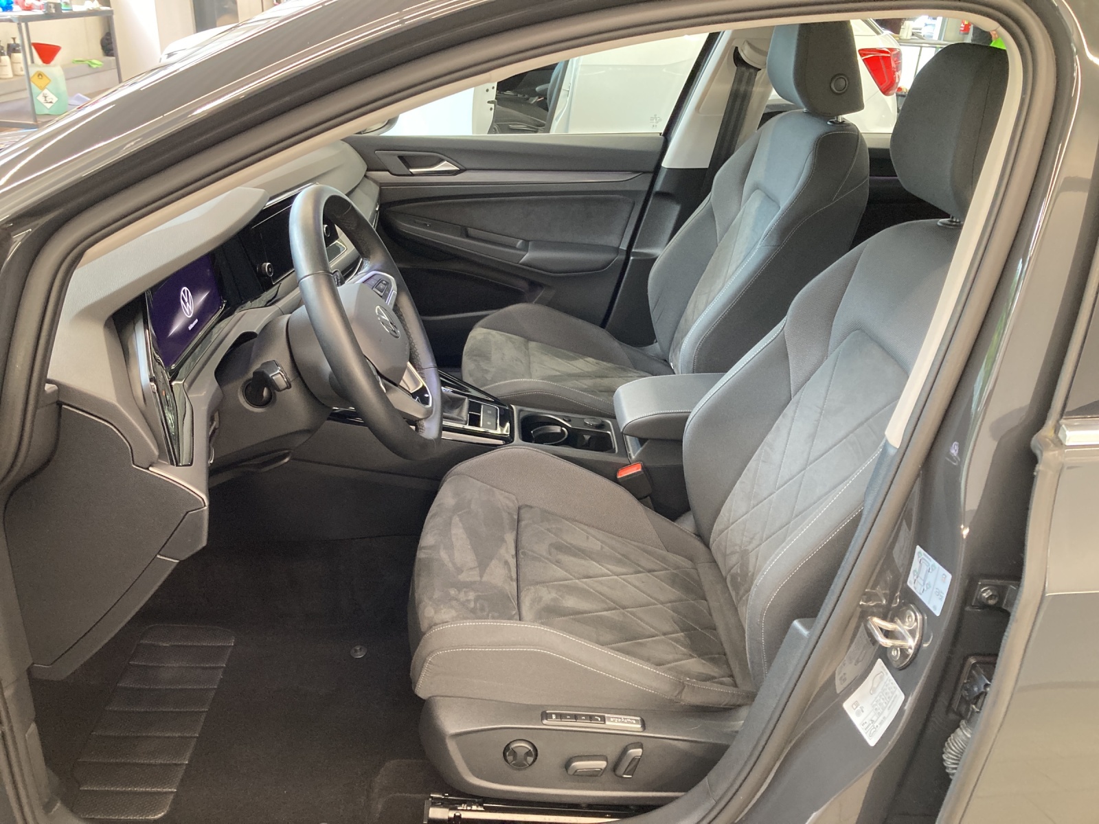 Golf 8 1.5 TSI Style LED-Plus TravelAssist AppConnect Ergositz