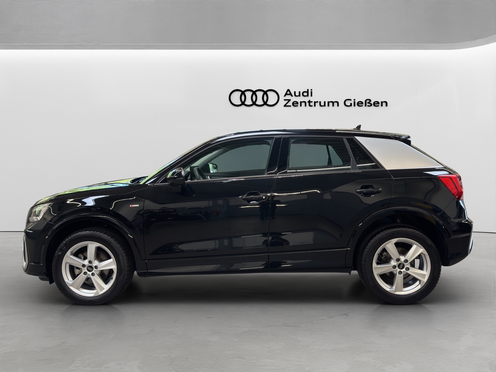 Q2 35 TFSI S-tronic S line Matrix-LED Kamera