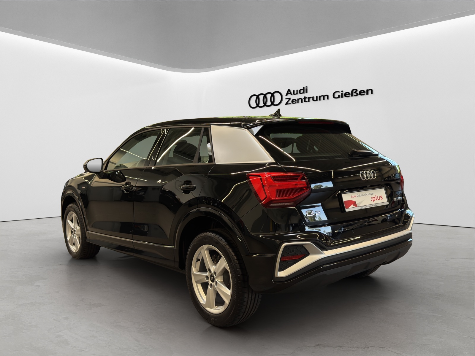 Q2 35 TFSI S-tronic S line Matrix-LED Kamera