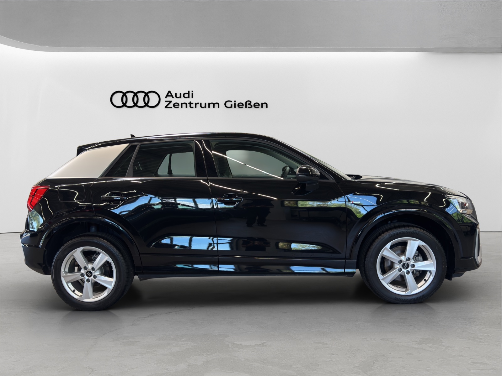 Q2 35 TFSI S-tronic S line Matrix-LED Kamera