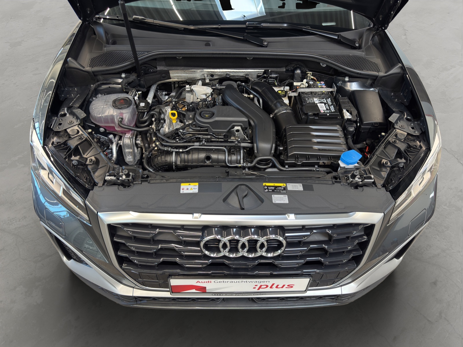 Q2 35 TFSI S-tronic S line Matrix-LED Kamera