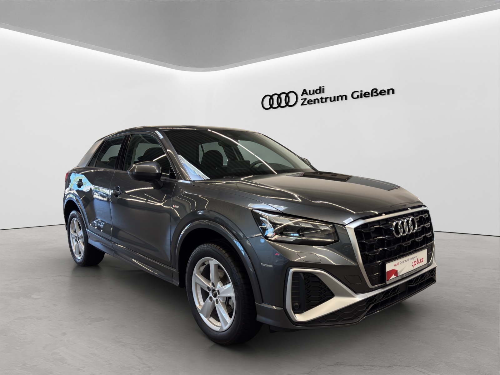 Q2 35 TFSI S-tronic S line Matrix-LED Kamera