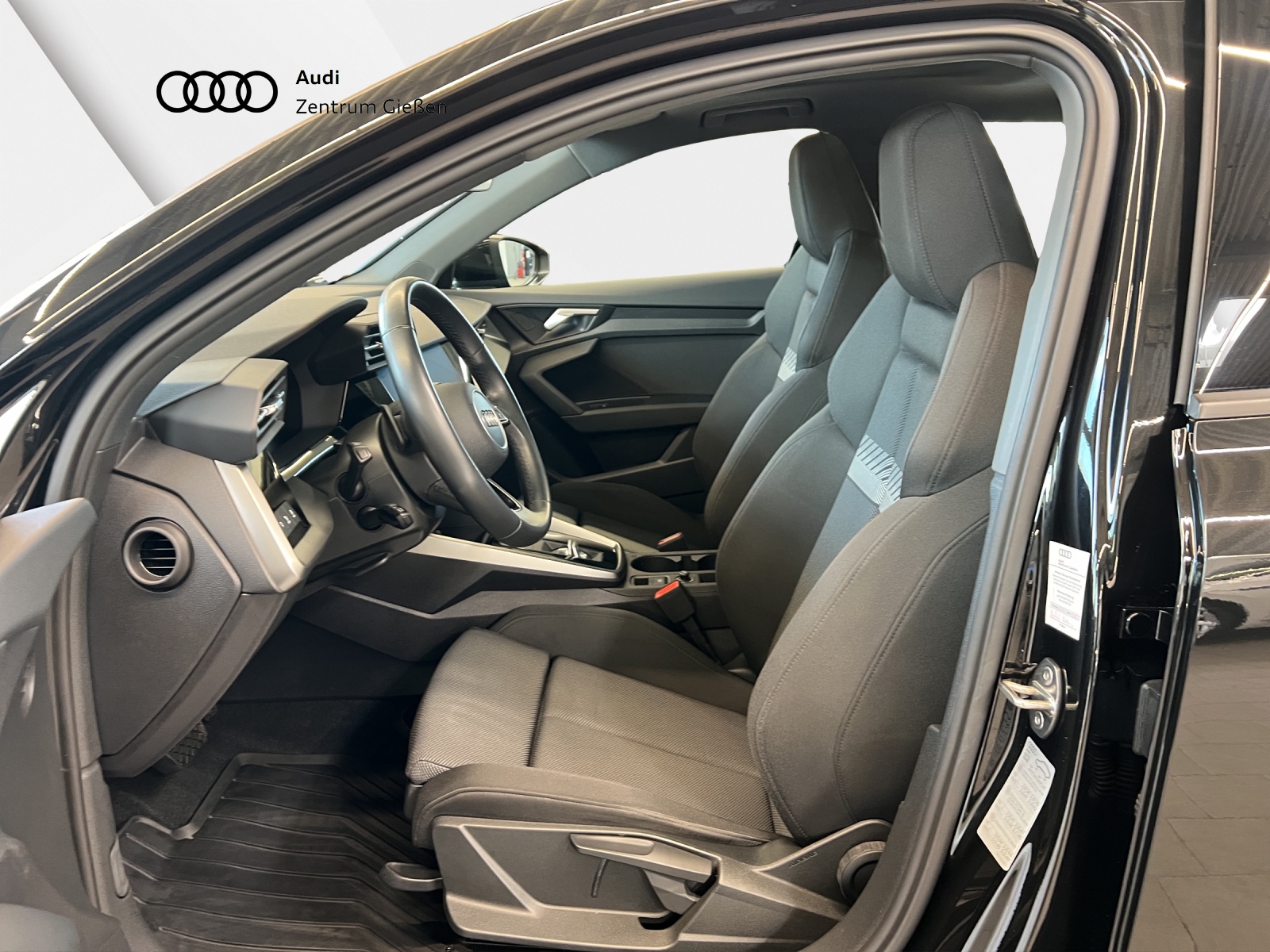 A3 Sportback 40 TFSI e S line PANO LED Kamera Navi