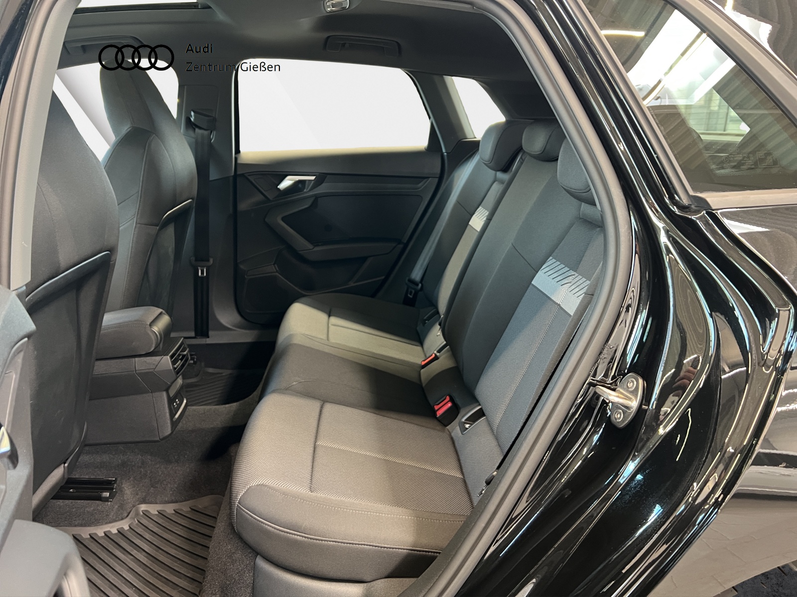 A3 Sportback 40 TFSI e S line PANO LED Kamera Navi