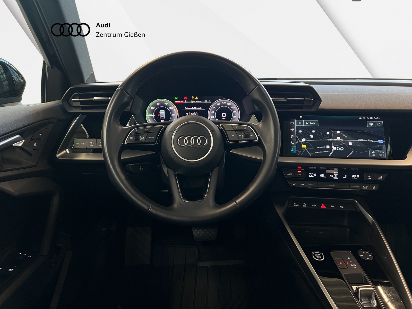 A3 Sportback 40 TFSI e S line PANO LED Kamera Navi