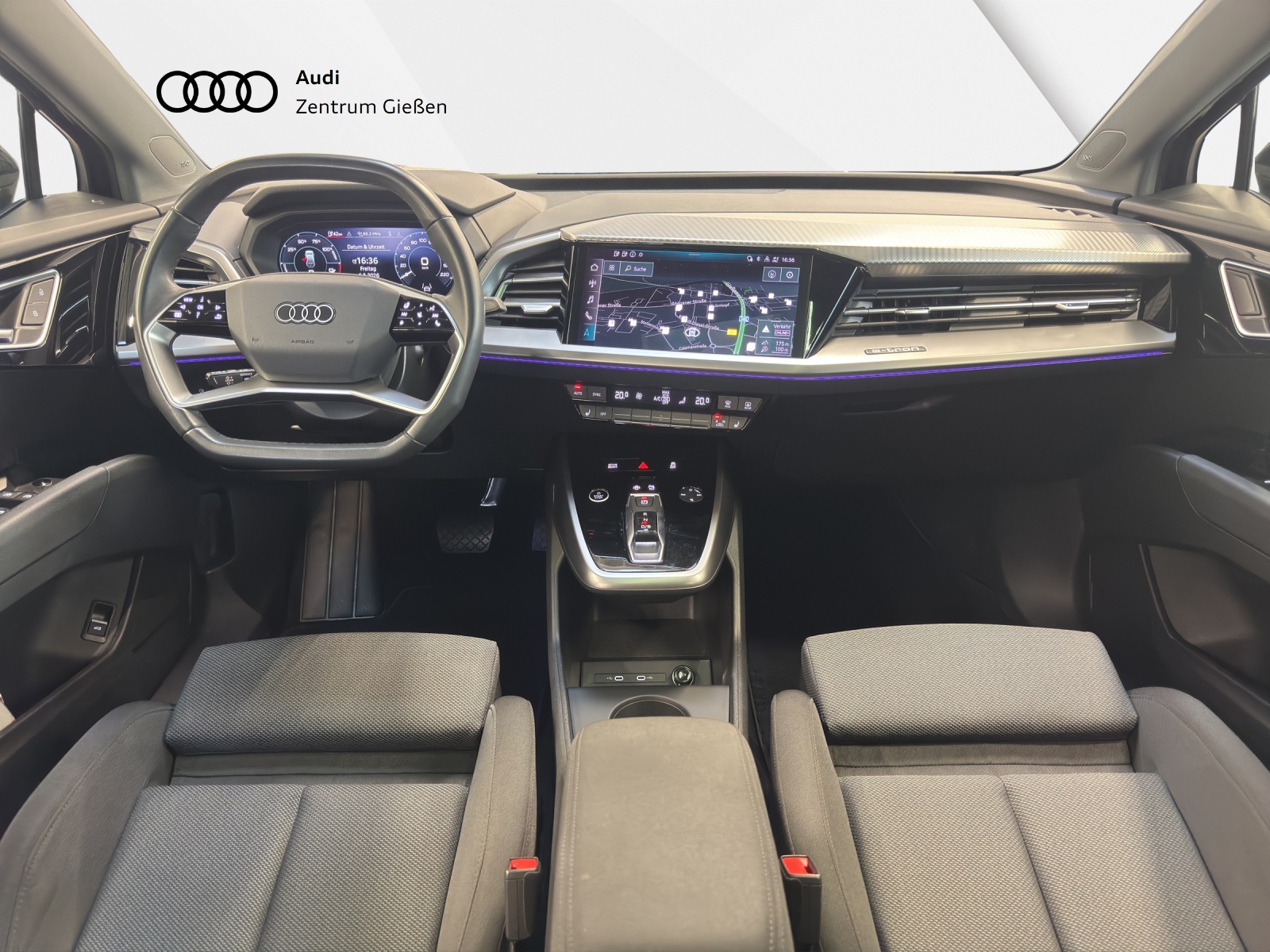Q4 50 e-tron quattro S line Pano Matrix SONOS Navi Assistenzpaket Plus