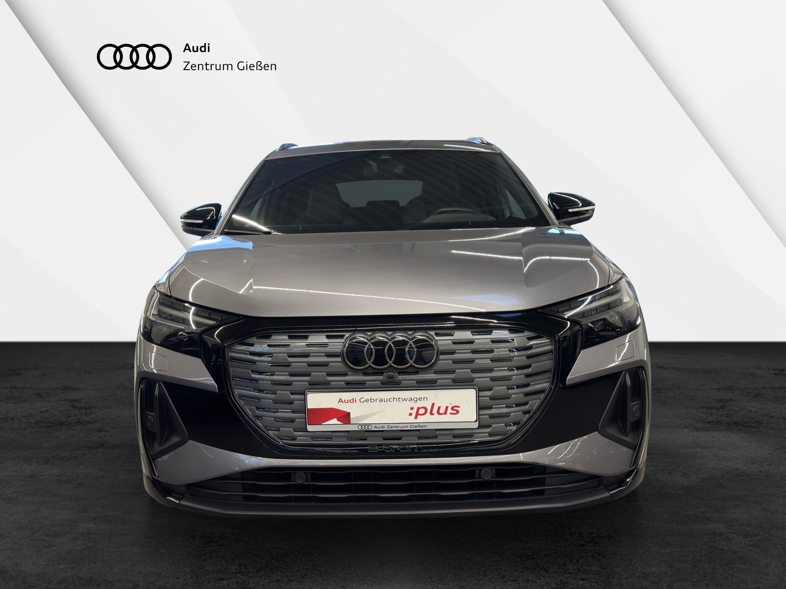 Q4 e-tron 40 S line edition one Matrix-LED