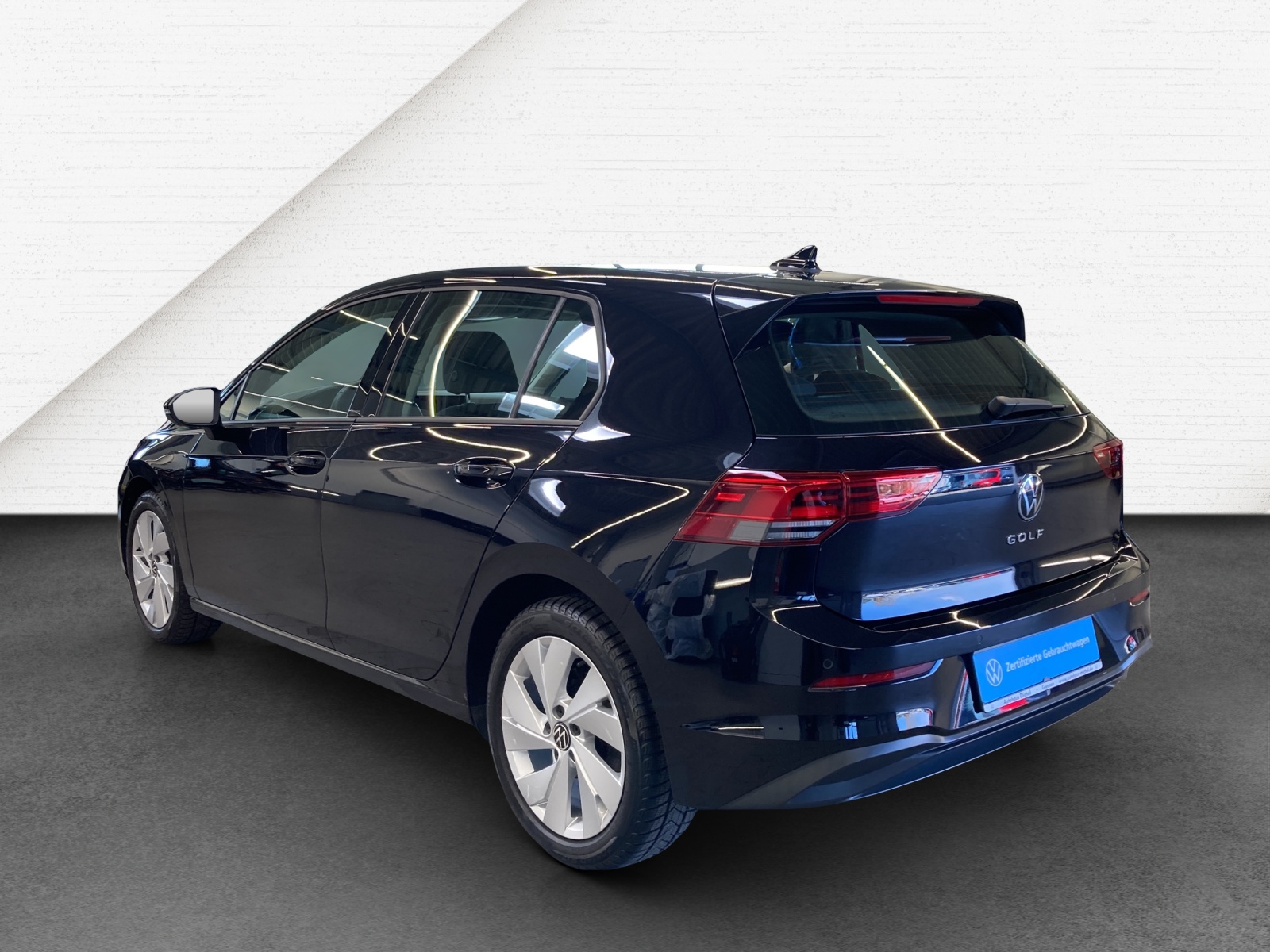 Golf 8 1.5 TSI Life ACC LED AppConnect Sitzheizung Alu