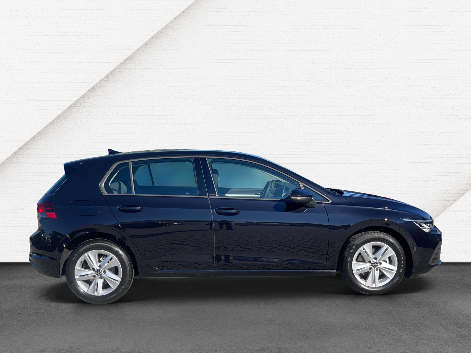 Golf 8 1.5 TSI Life ACC LED AppConnect Sitzheizung Alu