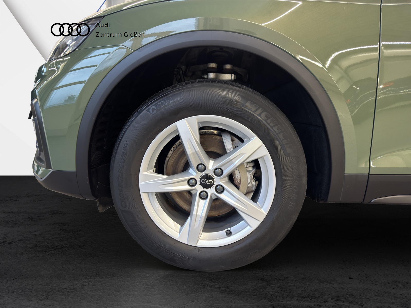 Q5 40 TDI quattro basis Assistenzpaket Navi LED