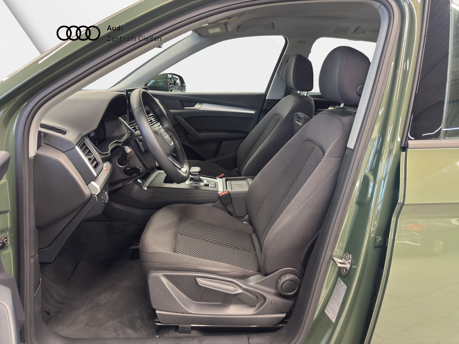 Q5 40 TDI quattro basis Assistenzpaket Navi LED