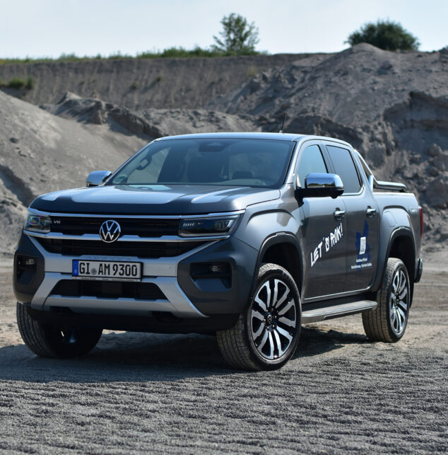 Karu Amarok Premiere 12_6_23